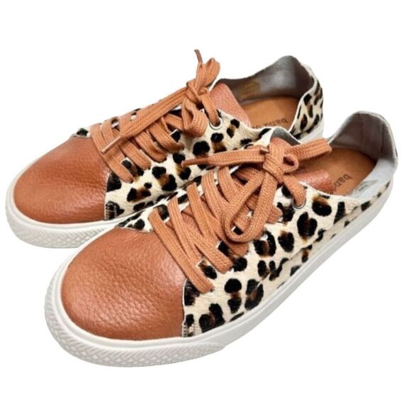 Band of Gypsies‎ Shoes Womens Size 6 Cognac Leather & Cowhair Sneaker - Picture 1 of 11